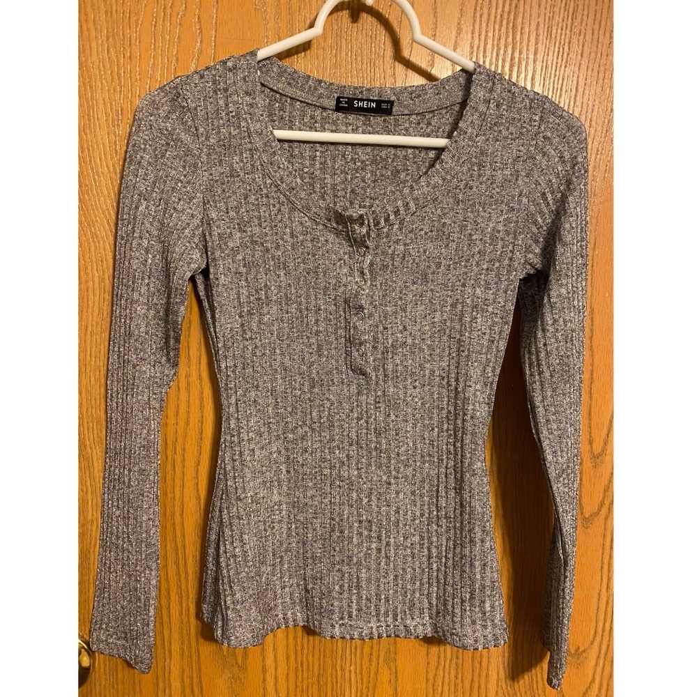 Long sleeve top